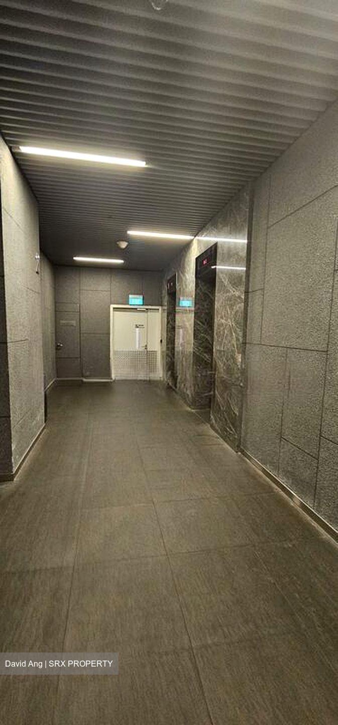 Vision Exchange (D22), Retail #512712331
